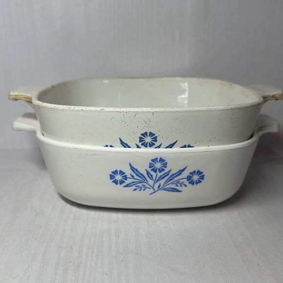 Corning Ware Blue Cornflower 1 Quart Casserole Dish and 1 1/2 QT P-11/2-B - Picture 1 of 9